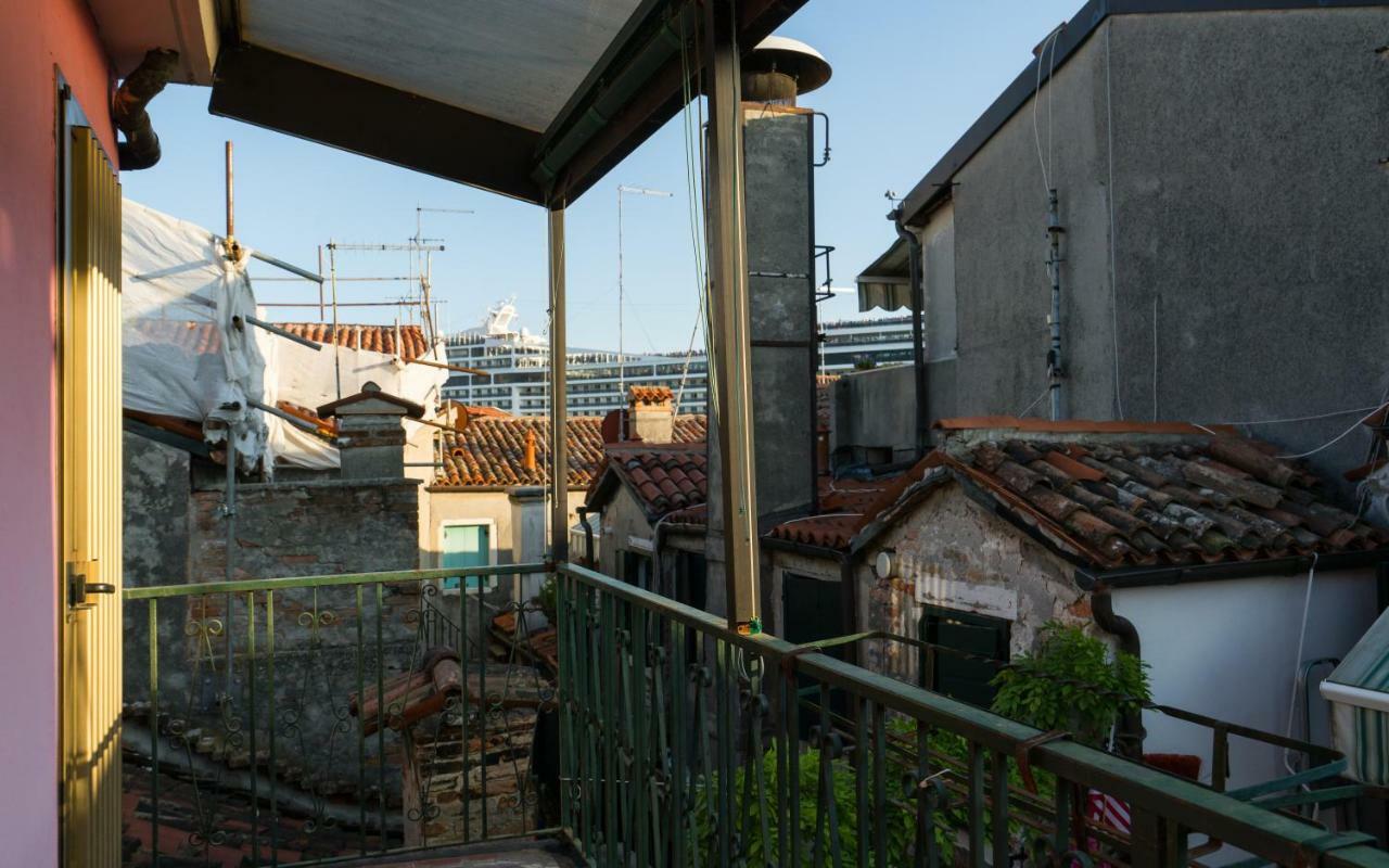 Apartamento Venetian Roof View Exterior foto